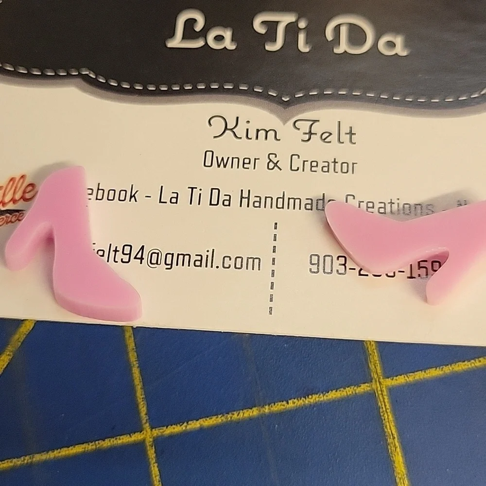 Barbie Pink Shoes 0.33